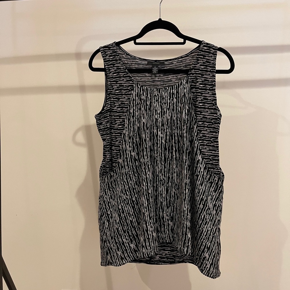 Black and White Dress Top